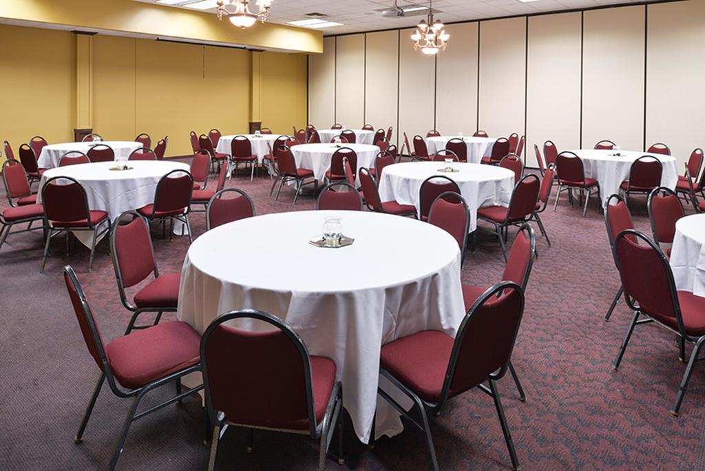 Americas Best Value Inn - Campus View Eau Claire Extérieur photo