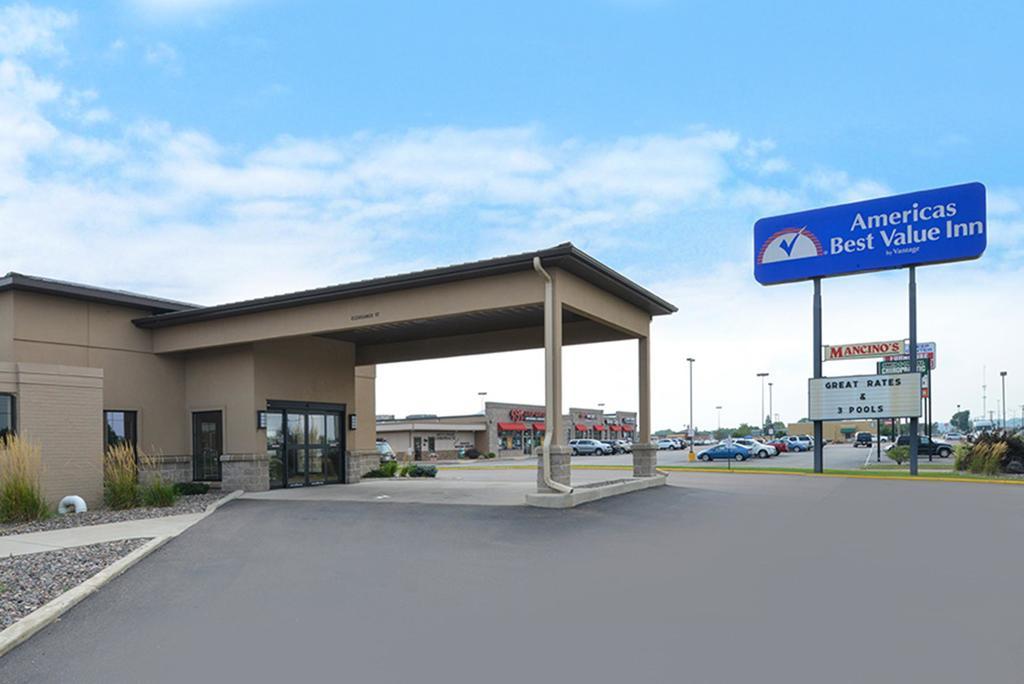 Americas Best Value Inn - Campus View Eau Claire Extérieur photo